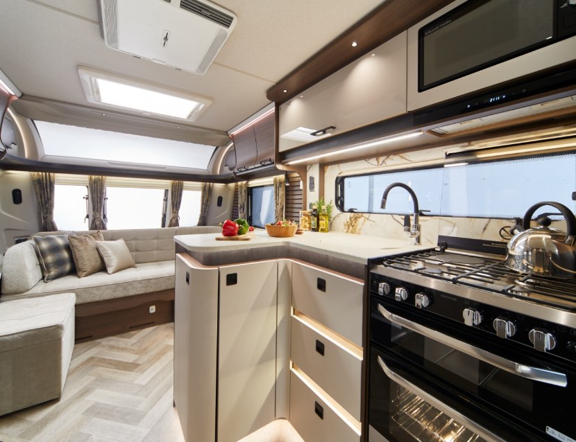 Coachman Lusso Lounge & kitchen