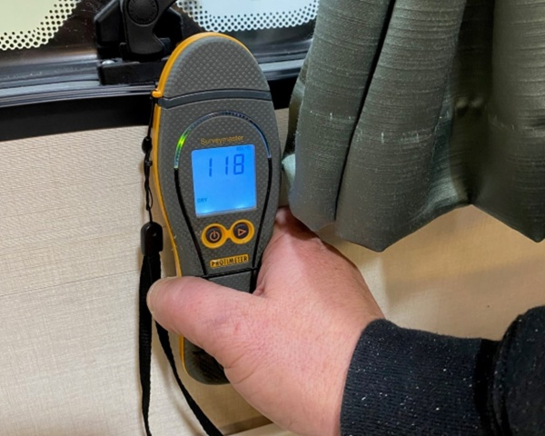 caravan-damp-meter
