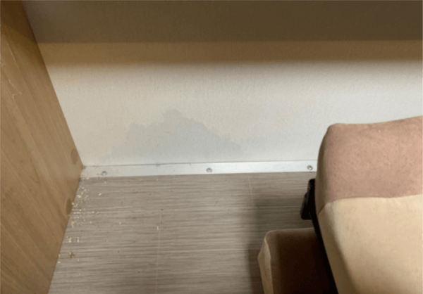 caravan-damp-staining-wallpaper