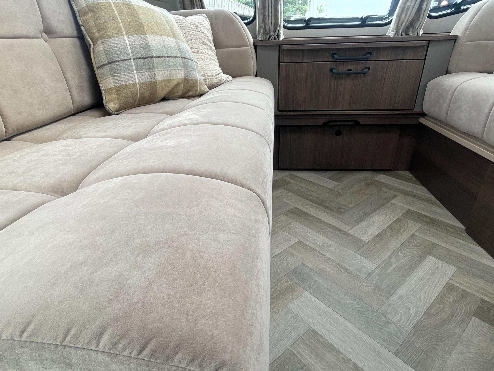 2027-coachman-acadia-575-xtra-14