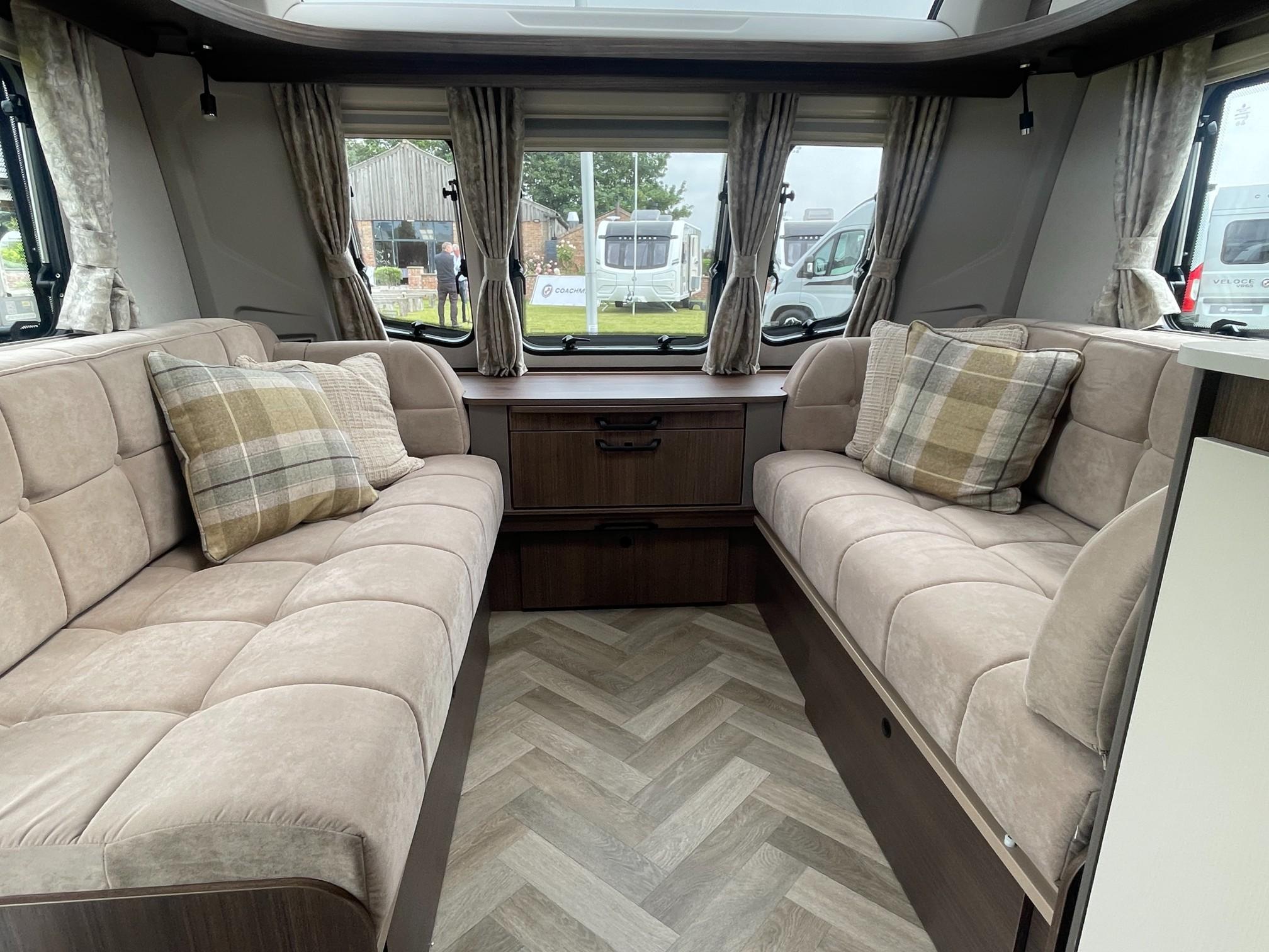 2027-coachman-acadia-575-xtra-15