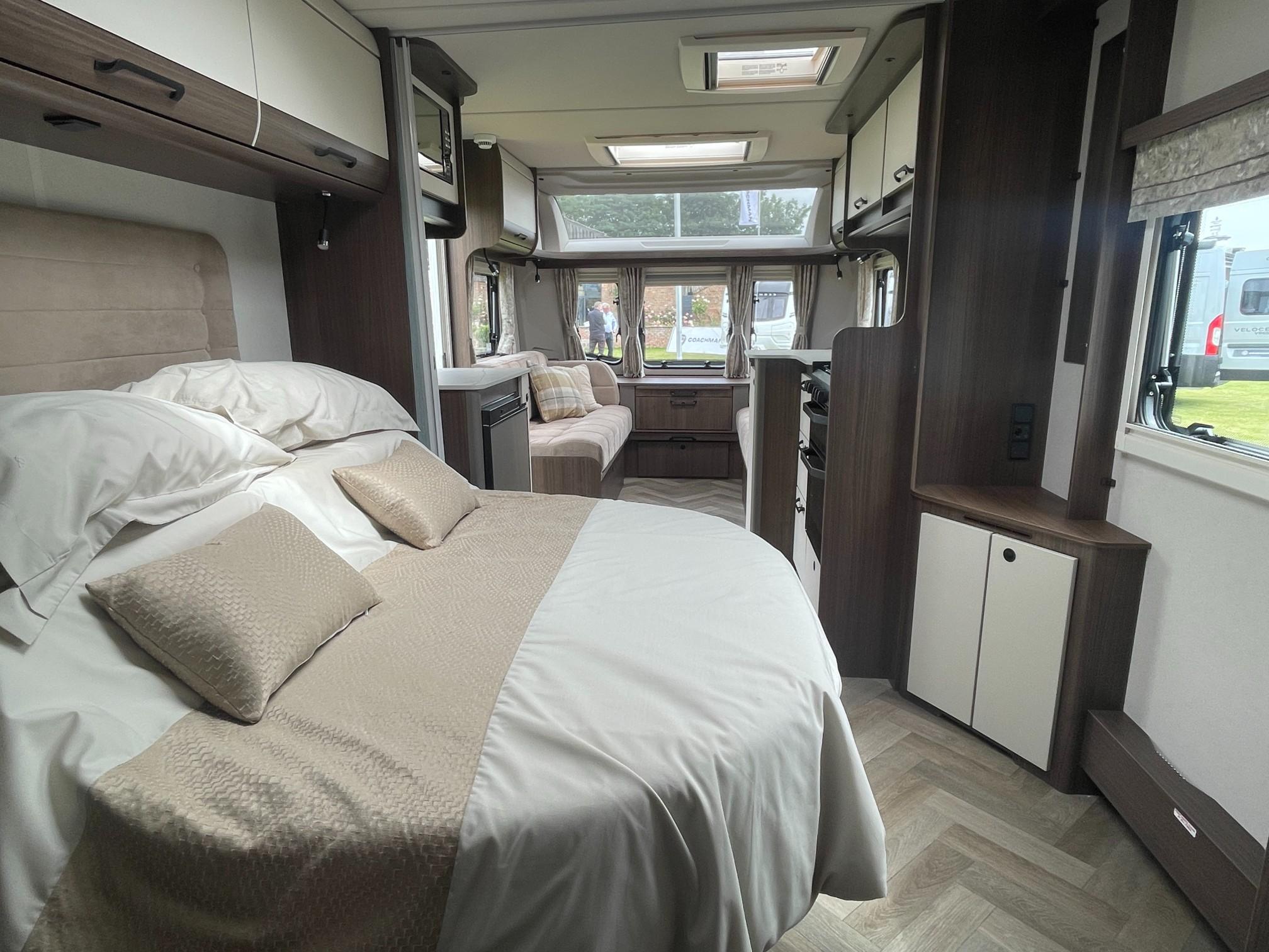 2027-coachman-acadia-575-xtra-9