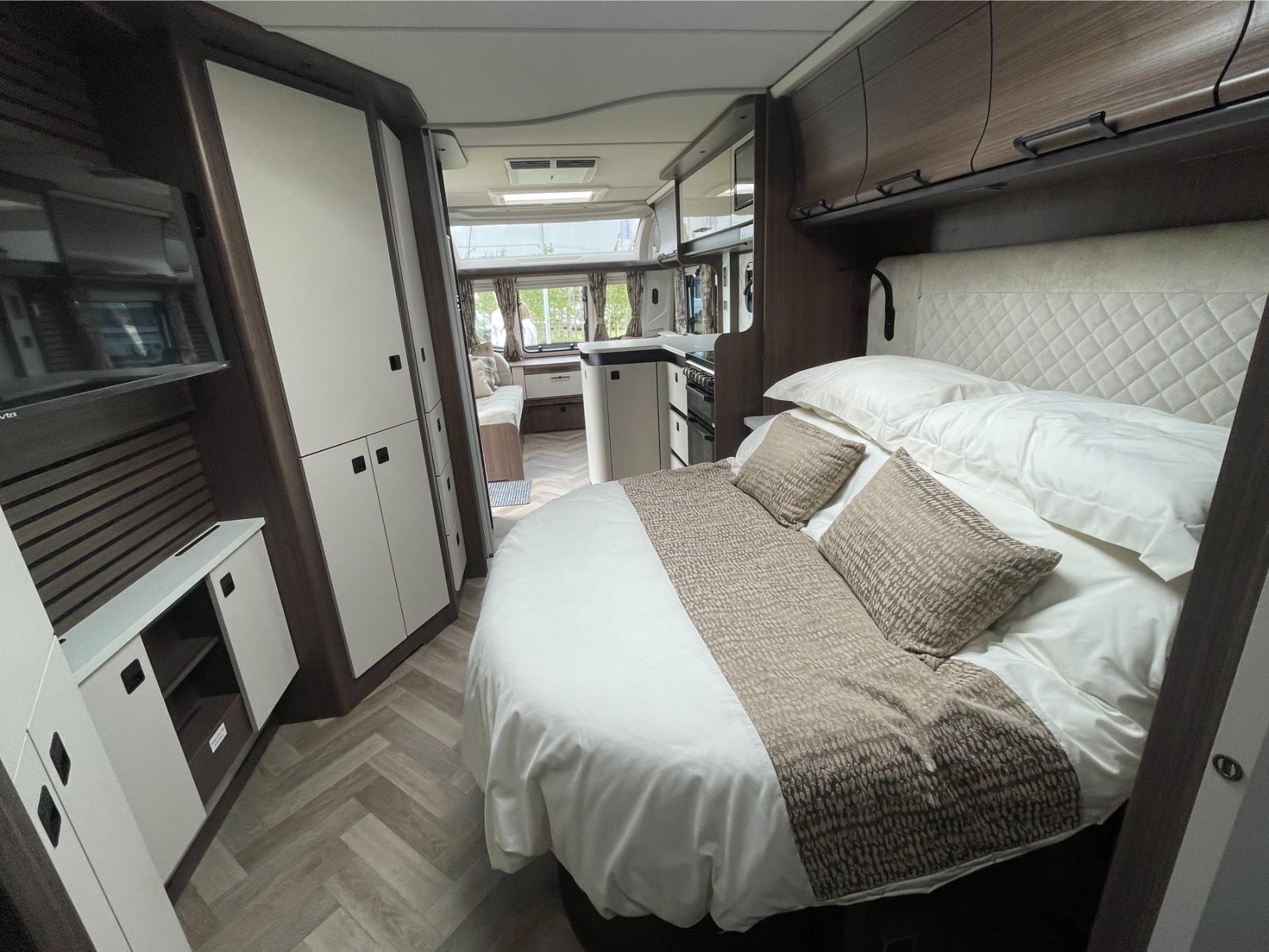 lusso 3 2027 (17)